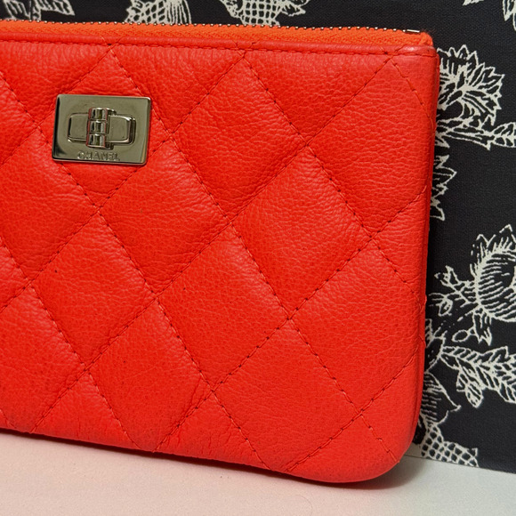 Chanel 2.55 Reissue Quilted Cosmetic Pouch Goatskin Orange O-Case - Picture 4 of 9